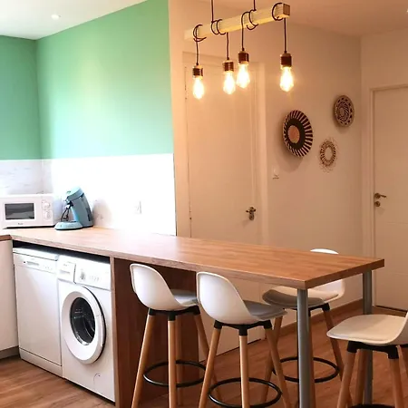 Appartement Cosy - 3 Chambres- 6 Personnes *